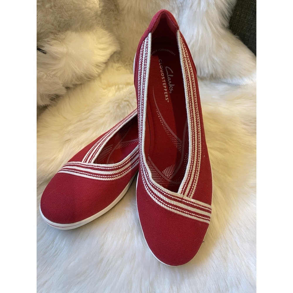 Clarks Cloudsteppers Red & White BreezeSky Air Women's Slip On 11 NWOB